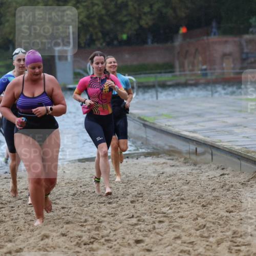 13.09.2026 - Stadtparktriathlon Mo-Foto http://msf.ph/oto/10260166 13.09.2026 12:13:14 Schwimmen 1098, 1123, 1127, 1128, 1132, 1134, 1135, 1137, 1176, 1177, 1181 meine-sportfotos.de
