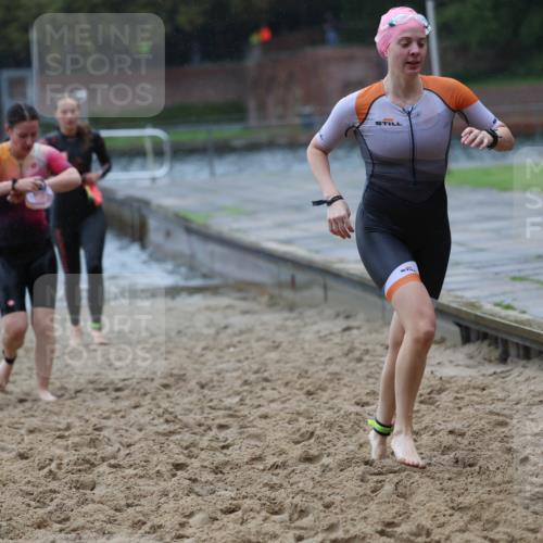 13.09.2026 - Stadtparktriathlon Mo-Foto http://msf.ph/oto/10260203 13.09.2026 12:13:25 Schwimmen 1072, 1075, 1077, 1080, 1088, 1090, 1098, 1109, 1118, 1129, 1134, 1156, 1176, 1177 meine-sportfotos.de