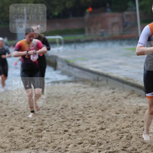 13.09.2026 - Stadtparktriathlon Mo-Foto http://msf.ph/oto/10260204 13.09.2026 12:13:25 Schwimmen 1072, 1075, 1077, 1080, 1088, 1090, 1098, 1109, 1118, 1129, 1134, 1156, 1176, 1177 meine-sportfotos.de