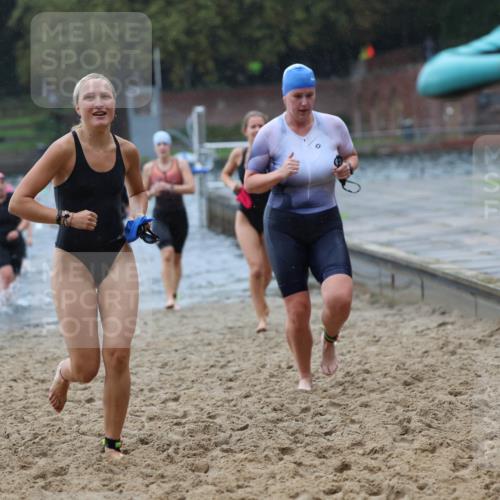 13.09.2026 - Stadtparktriathlon Mo-Foto http://msf.ph/oto/10260240 13.09.2026 12:13:36 Schwimmen 1069, 1075, 1077, 1080, 1087, 1088, 1090, 1101, 1105, 1109, 1118, 1120, 1149, 1156, 1157, 1179, 1242 meine-sportfotos.de