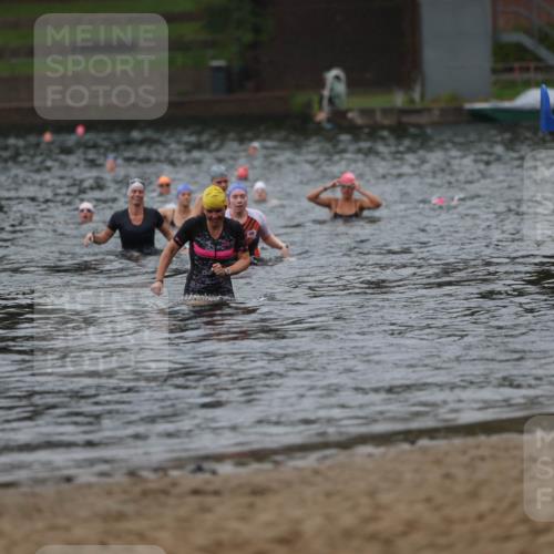 13.09.2026 - Stadtparktriathlon Mo-Foto http://msf.ph/oto/10260293 13.09.2026 12:14:04 Schwimmen 1076, 1094, 1108 meine-sportfotos.de