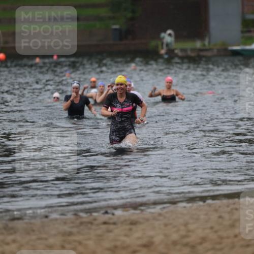 13.09.2026 - Stadtparktriathlon Mo-Foto http://msf.ph/oto/10260295 13.09.2026 12:14:06 Schwimmen 1108 meine-sportfotos.de