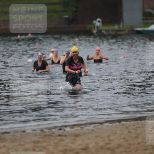 13.09.2026 - Stadtparktriathlon Mo-Foto http://msf.ph/oto/10260296 13.09.2026 12:14:06 Schwimmen 1108 meine-sportfotos.de