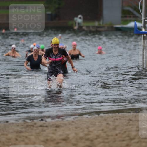 13.09.2026 - Stadtparktriathlon Mo-Foto http://msf.ph/oto/10260297 13.09.2026 12:14:08 Schwimmen 1108 meine-sportfotos.de