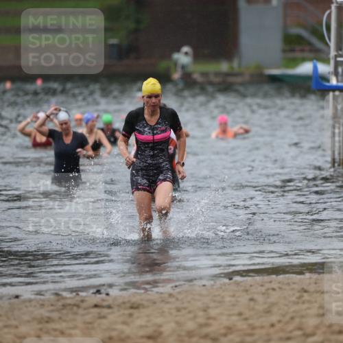 13.09.2026 - Stadtparktriathlon Mo-Foto http://msf.ph/oto/10260299 13.09.2026 12:14:10 Schwimmen 1108, 1143 meine-sportfotos.de