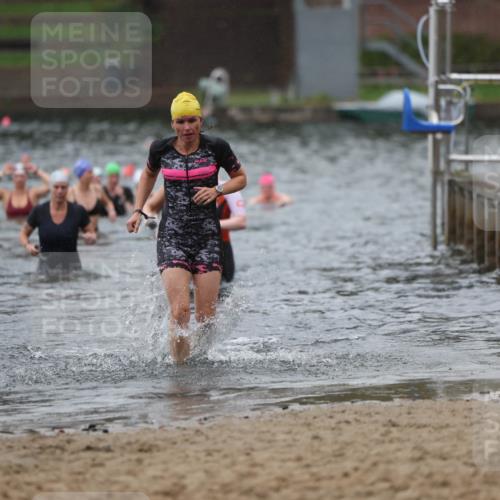 13.09.2026 - Stadtparktriathlon Mo-Foto http://msf.ph/oto/10260301 13.09.2026 12:14:11 Schwimmen 1108, 1143, 1170 meine-sportfotos.de
