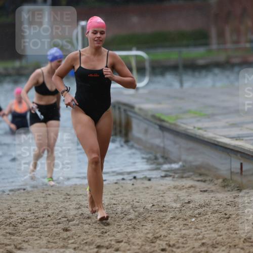 13.09.2026 - Stadtparktriathlon Mo-Foto http://msf.ph/oto/10260343 13.09.2026 12:14:27 Schwimmen 1070, 1113, 1136, 1143, 1151, 1154, 1170, 1188 meine-sportfotos.de