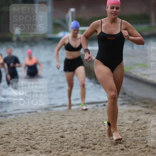 13.09.2026 - Stadtparktriathlon Mo-Foto http://msf.ph/oto/10260346 13.09.2026 12:14:28 Schwimmen 1070, 1113, 1119, 1136, 1151, 1154, 1170, 1188 meine-sportfotos.de