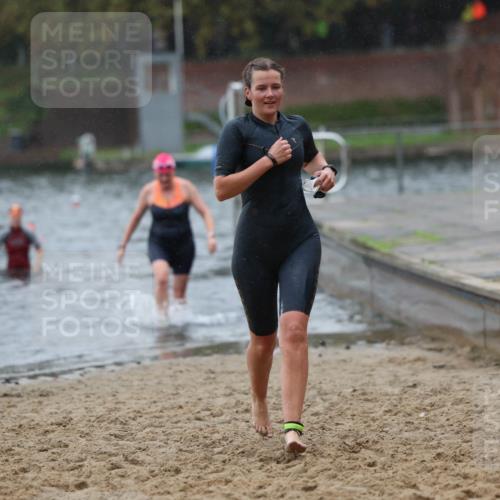 13.09.2026 - Stadtparktriathlon Mo-Foto http://msf.ph/oto/10260382 13.09.2026 12:14:38 Schwimmen 1113, 1119, 1136, 1154, 1160 meine-sportfotos.de