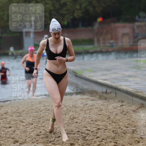 13.09.2026 - Stadtparktriathlon Mo-Foto http://msf.ph/oto/10260394 13.09.2026 12:14:41 Schwimmen 1113, 1116, 1119, 1136, 1160 meine-sportfotos.de