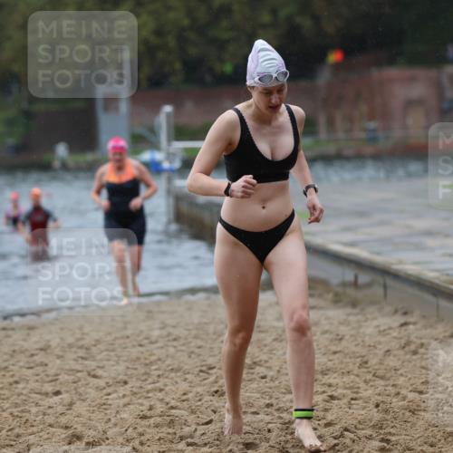 13.09.2026 - Stadtparktriathlon Mo-Foto http://msf.ph/oto/10260396 13.09.2026 12:14:41 Schwimmen 1113, 1116, 1119, 1136, 1160 meine-sportfotos.de
