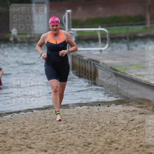 13.09.2026 - Stadtparktriathlon Mo-Foto http://msf.ph/oto/10260399 13.09.2026 12:14:43 Schwimmen 1113, 1116, 1119, 1160 meine-sportfotos.de