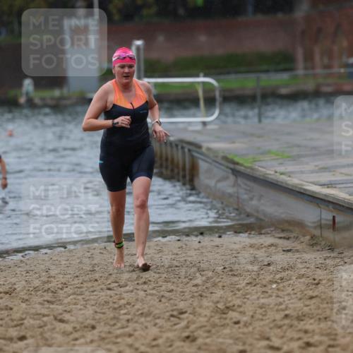 13.09.2026 - Stadtparktriathlon Mo-Foto http://msf.ph/oto/10260400 13.09.2026 12:14:43 Schwimmen 1113, 1116, 1119, 1160 meine-sportfotos.de