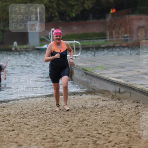 13.09.2026 - Stadtparktriathlon Mo-Foto http://msf.ph/oto/10260403 13.09.2026 12:14:44 Schwimmen 1116, 1119, 1160 meine-sportfotos.de