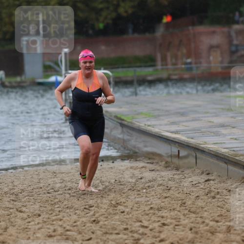 13.09.2026 - Stadtparktriathlon Mo-Foto http://msf.ph/oto/10260404 13.09.2026 12:14:44 Schwimmen 1116, 1119, 1160 meine-sportfotos.de