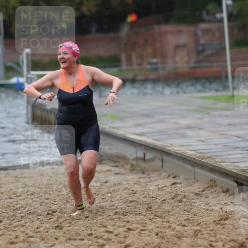 13.09.2026 - Stadtparktriathlon Mo-Foto http://msf.ph/oto/10260408 13.09.2026 12:14:45 Schwimmen 1116, 1119, 1160 meine-sportfotos.de