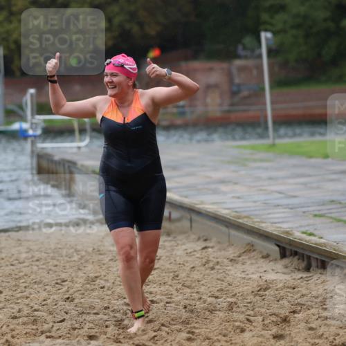 13.09.2026 - Stadtparktriathlon Mo-Foto http://msf.ph/oto/10260413 13.09.2026 12:14:46 Schwimmen 1116, 1119, 1160 meine-sportfotos.de