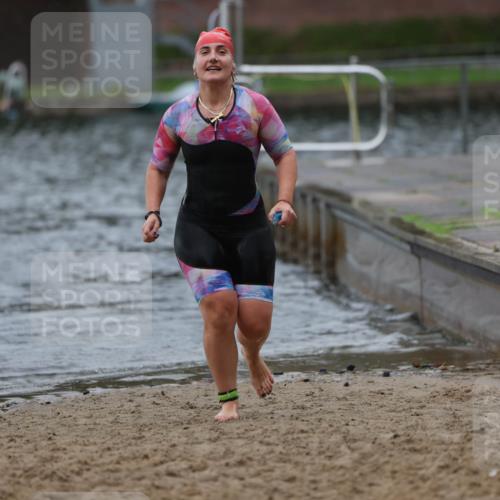 13.09.2026 - Stadtparktriathlon Mo-Foto http://msf.ph/oto/10260448 13.09.2026 12:15:01 Schwimmen 1079, 1140 meine-sportfotos.de