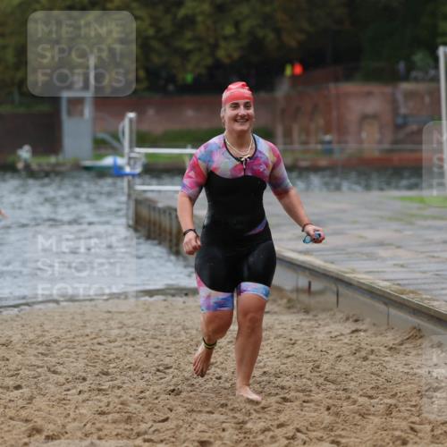 13.09.2026 - Stadtparktriathlon Mo-Foto http://msf.ph/oto/10260457 13.09.2026 12:15:04 Schwimmen 1079, 1140 meine-sportfotos.de