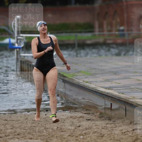 13.09.2026 - Stadtparktriathlon Mo-Foto http://msf.ph/oto/10260497 13.09.2026 12:15:20 Schwimmen 1107 meine-sportfotos.de
