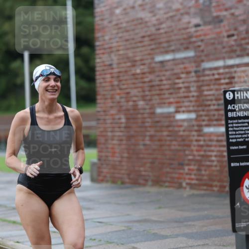 13.09.2026 - Stadtparktriathlon Mo-Foto http://msf.ph/oto/10260514 13.09.2026 12:15:24 Schwimmen 1107 meine-sportfotos.de