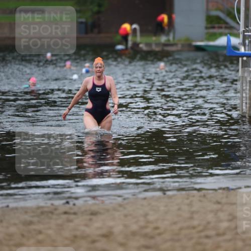 13.09.2026 - Stadtparktriathlon Mo-Foto http://msf.ph/oto/10260526 13.09.2026 12:16:00 Schwimmen  meine-sportfotos.de