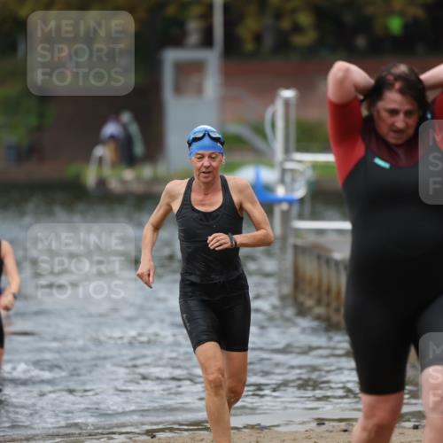 13.09.2026 - Stadtparktriathlon Mo-Foto http://msf.ph/oto/10260567 13.09.2026 12:16:58 Schwimmen 1097, 1115, 1117, 1168 meine-sportfotos.de