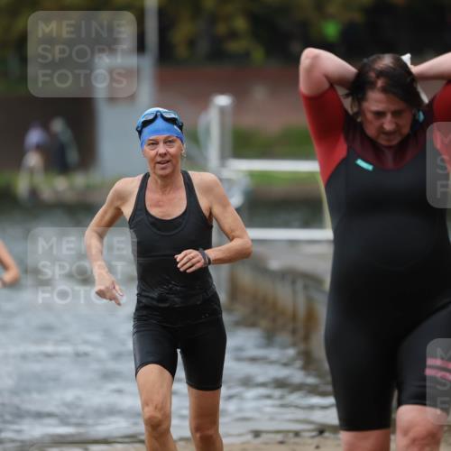13.09.2026 - Stadtparktriathlon Mo-Foto http://msf.ph/oto/10260571 13.09.2026 12:16:59 Schwimmen 1097, 1115, 1117, 1168 meine-sportfotos.de