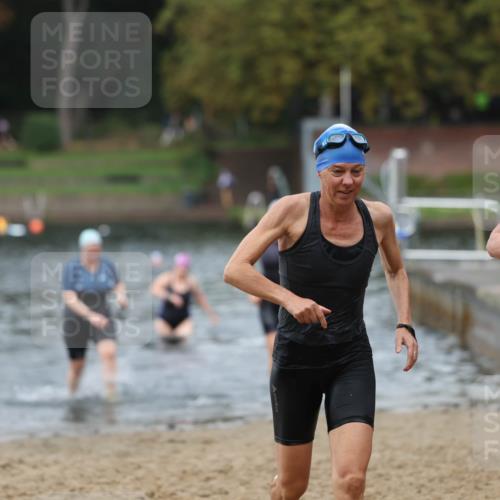 13.09.2026 - Stadtparktriathlon Mo-Foto http://msf.ph/oto/10260577 13.09.2026 12:17:01 Schwimmen 1097, 1115, 1117, 1168 meine-sportfotos.de