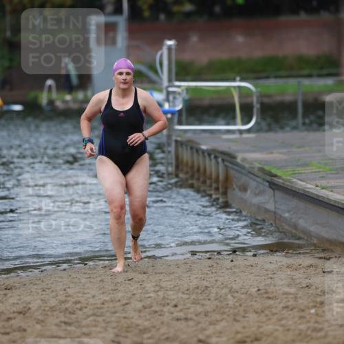 13.09.2026 - Stadtparktriathlon Mo-Foto http://msf.ph/oto/10260581 13.09.2026 12:17:11 Schwimmen 1083, 1117 meine-sportfotos.de