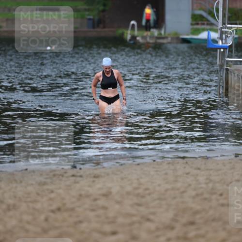 13.09.2026 - Stadtparktriathlon Mo-Foto http://msf.ph/oto/10260596 13.09.2026 12:17:44 Schwimmen  meine-sportfotos.de