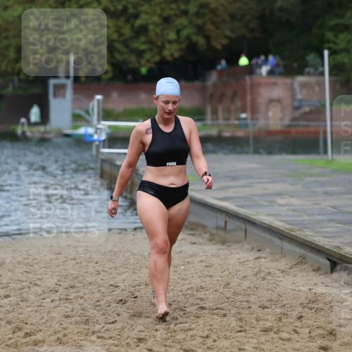 13.09.2026 - Stadtparktriathlon Mo-Foto http://msf.ph/oto/10260605 13.09.2026 12:17:57 Schwimmen 1078 meine-sportfotos.de