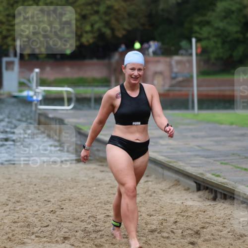13.09.2026 - Stadtparktriathlon Mo-Foto http://msf.ph/oto/10260609 13.09.2026 12:17:58 Schwimmen 1078 meine-sportfotos.de
