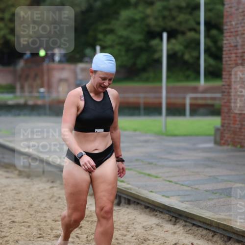 13.09.2026 - Stadtparktriathlon Mo-Foto http://msf.ph/oto/10260612 13.09.2026 12:17:59 Schwimmen 1078 meine-sportfotos.de