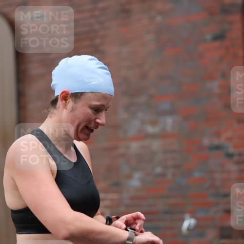 13.09.2026 - Stadtparktriathlon Mo-Foto http://msf.ph/oto/10260622 13.09.2026 12:18:01 Schwimmen 1078 meine-sportfotos.de