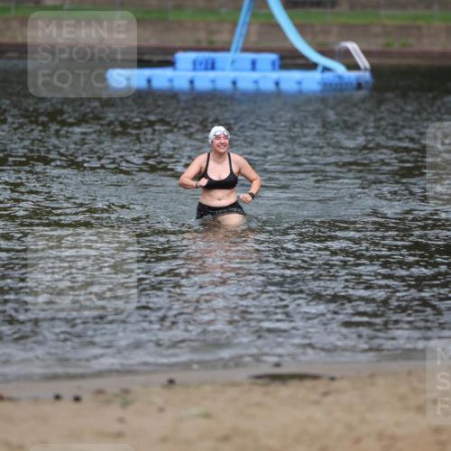 13.09.2026 - Stadtparktriathlon Mo-Foto http://msf.ph/oto/10260630 13.09.2026 12:19:23 Schwimmen 1082 meine-sportfotos.de