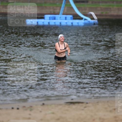 13.09.2026 - Stadtparktriathlon Mo-Foto http://msf.ph/oto/10260631 13.09.2026 12:19:24 Schwimmen 1082 meine-sportfotos.de