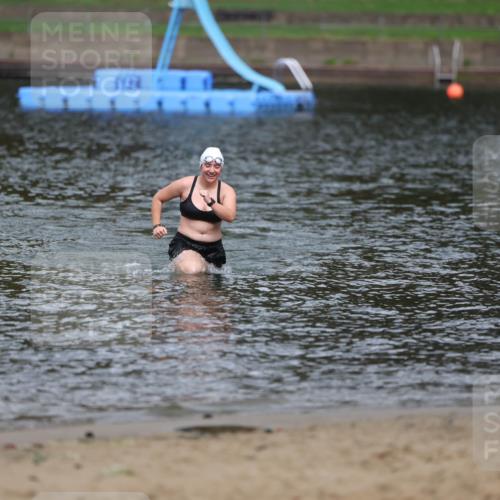 13.09.2026 - Stadtparktriathlon Mo-Foto http://msf.ph/oto/10260635 13.09.2026 12:19:25 Schwimmen 1082 meine-sportfotos.de