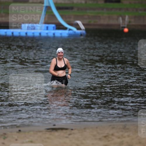 13.09.2026 - Stadtparktriathlon Mo-Foto http://msf.ph/oto/10260637 13.09.2026 12:19:26 Schwimmen 1082 meine-sportfotos.de