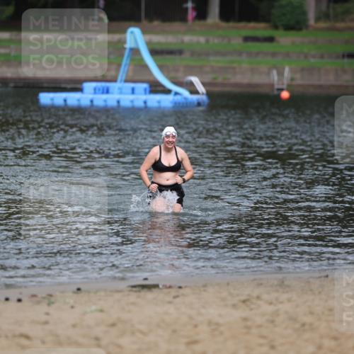 13.09.2026 - Stadtparktriathlon Mo-Foto http://msf.ph/oto/10260639 13.09.2026 12:19:27 Schwimmen 1082 meine-sportfotos.de
