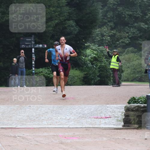 13.09.2026 - Stadtparktriathlon Emre Sener http://msf.ph/oto/10261990 13.09.2026 09:37:54 Laufen 2, 10, 16, 32, 40, 43 meine-sportfotos.de