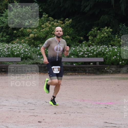 13.09.2026 - Stadtparktriathlon Emre Sener http://msf.ph/oto/10262045 13.09.2026 09:40:04 Laufen 49, 41, 47, 49 meine-sportfotos.de