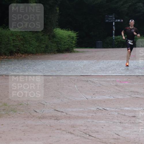 13.09.2026 - Stadtparktriathlon Emre Sener http://msf.ph/oto/10262066 13.09.2026 09:41:25 Laufen 34, 56, 57, 71 meine-sportfotos.de