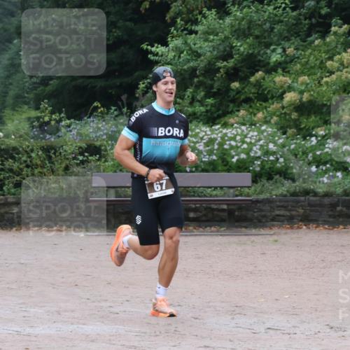 13.09.2026 - Stadtparktriathlon Emre Sener http://msf.ph/oto/10262113 13.09.2026 09:42:45 Laufen 0, 67, 9, 60, 64, 67, 69 meine-sportfotos.de