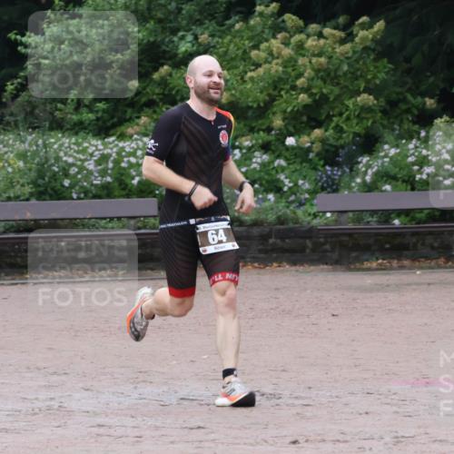 13.09.2026 - Stadtparktriathlon Emre Sener http://msf.ph/oto/10262125 13.09.2026 09:43:02 Laufen 5, 64, 54, 64, 65, 68 meine-sportfotos.de