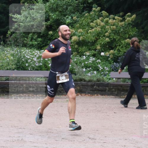 13.09.2026 - Stadtparktriathlon Emre Sener http://msf.ph/oto/10262157 13.09.2026 09:44:00 Laufen 5, 3, 66, 66 meine-sportfotos.de