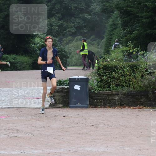 13.09.2026 - Stadtparktriathlon Emre Sener http://msf.ph/oto/10262163 13.09.2026 09:44:35 Laufen 45 meine-sportfotos.de
