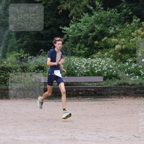 13.09.2026 - Stadtparktriathlon Emre Sener http://msf.ph/oto/10262166 13.09.2026 09:44:37 Laufen 45 meine-sportfotos.de