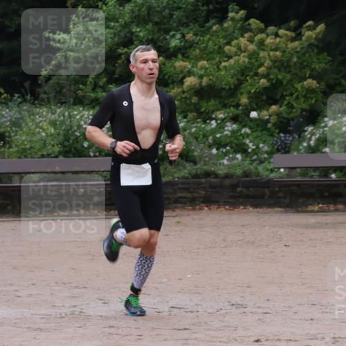 13.09.2026 - Stadtparktriathlon Emre Sener http://msf.ph/oto/10262210 13.09.2026 09:48:08 Laufen 11, 95 meine-sportfotos.de