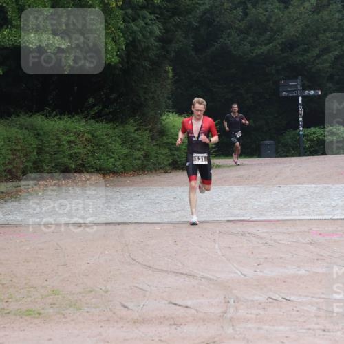 13.09.2026 - Stadtparktriathlon Emre Sener http://msf.ph/oto/10262271 13.09.2026 09:50:49 Laufen 131, 131, 140 meine-sportfotos.de